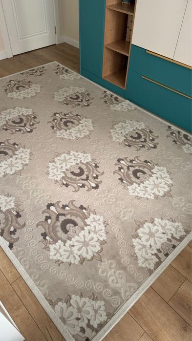 Продам ковер 190х250