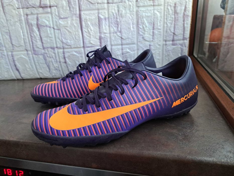 мъжки стоножки,футболни кецове,спортни обувки,Nike Mercurial,найк,44,Нови!