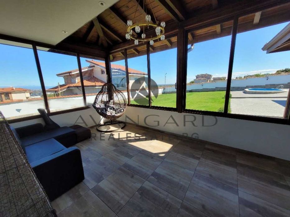 оф.18332 Самостоятелна еднофамилна къща/ Марково