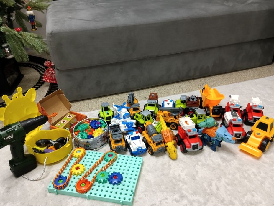 Конструктор с отвёрткой и дрелью