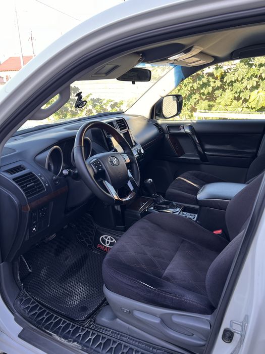 Toyota Prado 150