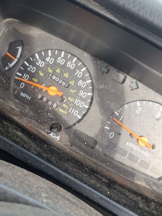 Vând sau dezmembrez L200