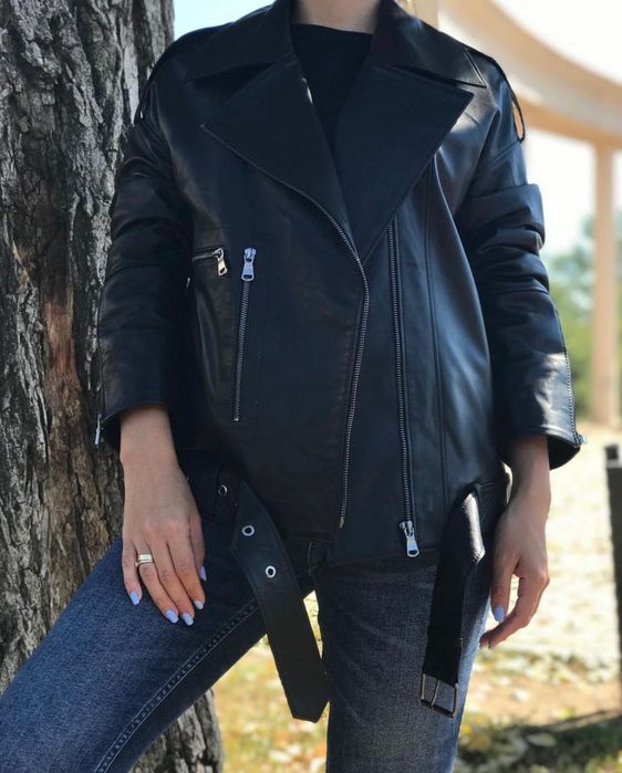 Продаю кожаную куртку/ кожаная куртка сотилади