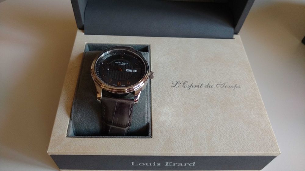 Louis Erard Heritage Day-Date автоматичен ръчен часовник