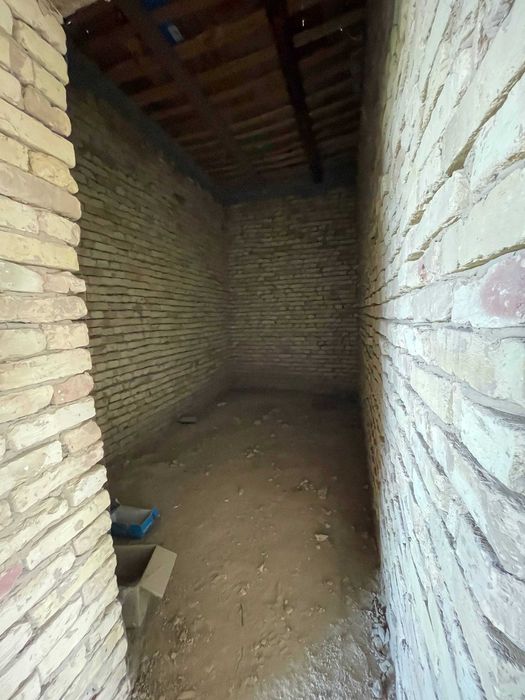 Hovli 6 sotix Pishgan gishtdan Farhod Zavxos SOTILADI.. kelishiladi