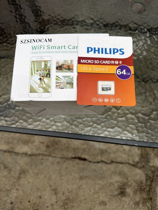 Camera de supraveghere dubla