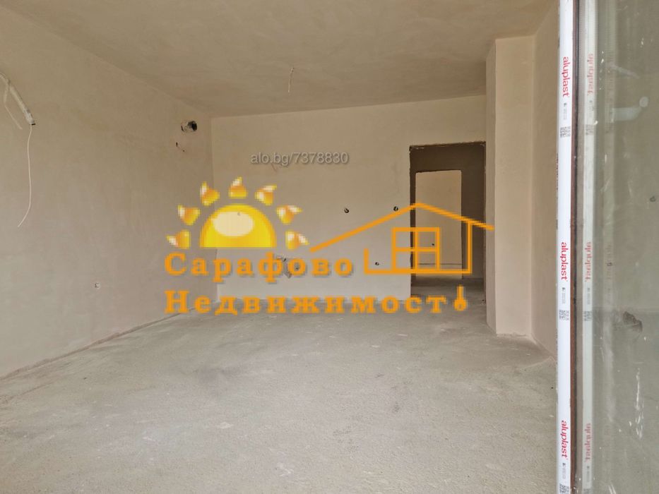 Продава се Тристаен апартамент в Бургас, Сарафово - 169 кв.м за 947 €/кв.м - Снимка #11