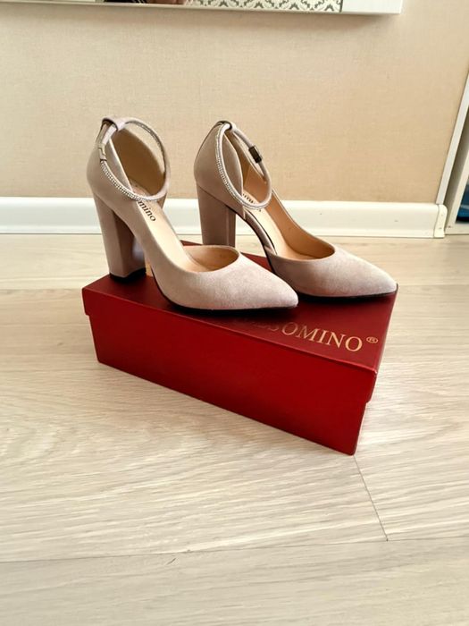 Продется одежды для девушек!