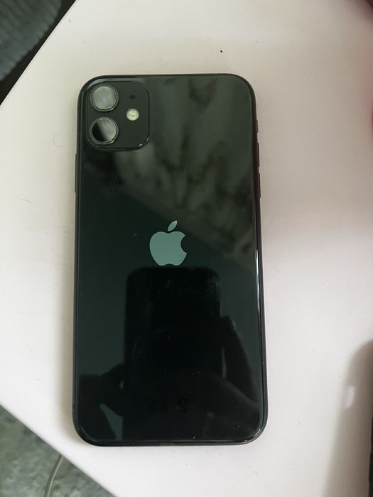 Айфон 11 продам