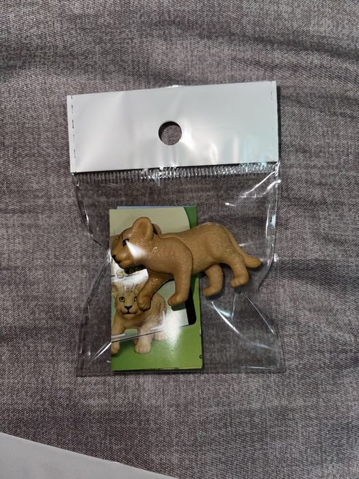 Продамe игрушки Kinder Surprise