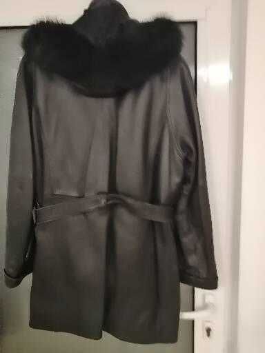 Дамска кожена шуба с качулка и подплата