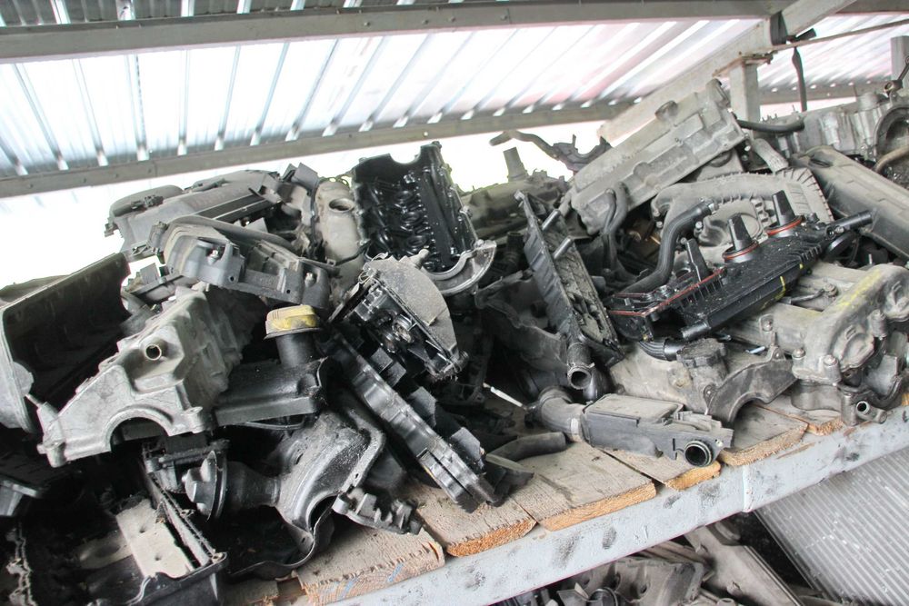 капак за клапани за автомобили и джипове