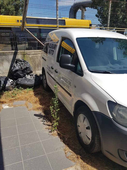 Vand VW CADDY autoutilitara 2015
