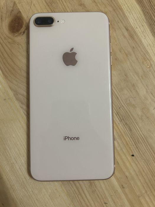 iPhone 8 Plus 64 ГБ
