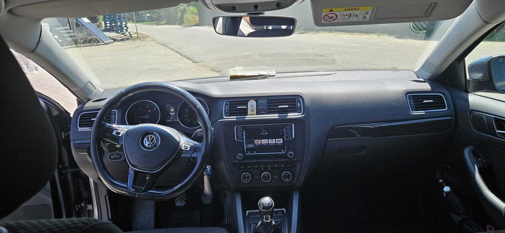 VOLKSWAGEN Jetta 2017 — imagine 3