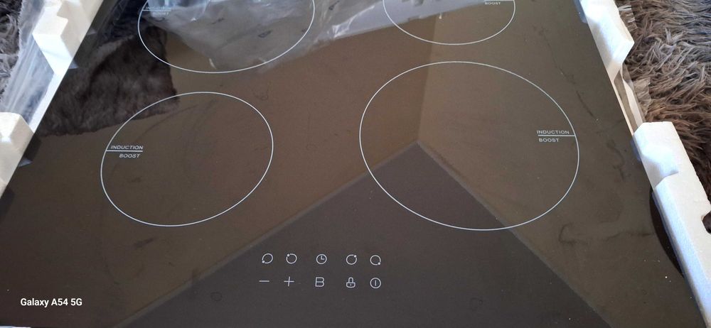 Plita inducție nouă ,preț 1000 ron