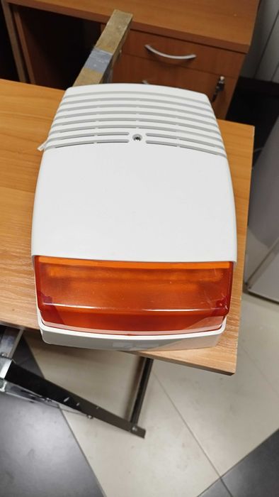 Външна Алармена Сирена със Светкавица Aritech AS600