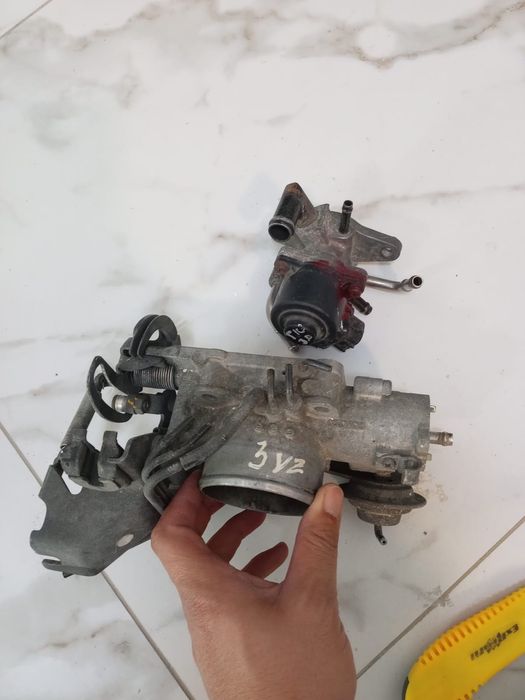 Дроссель и холостой датчик