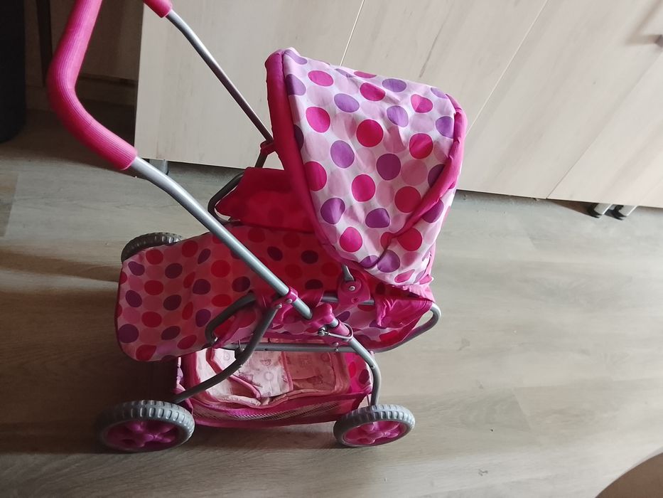 Коляска для кукол