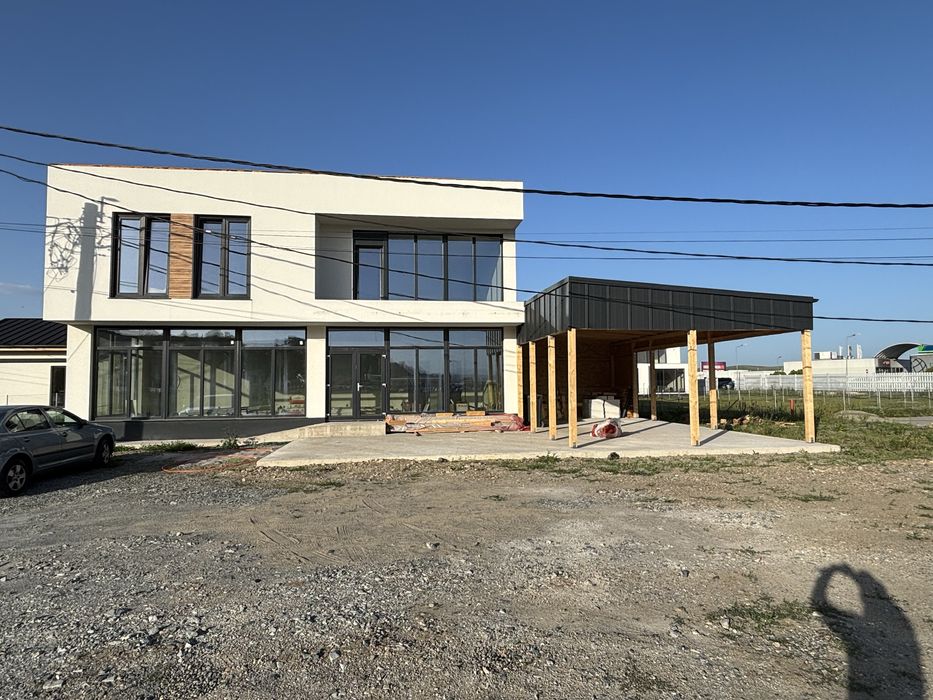 Spatiu Comercial