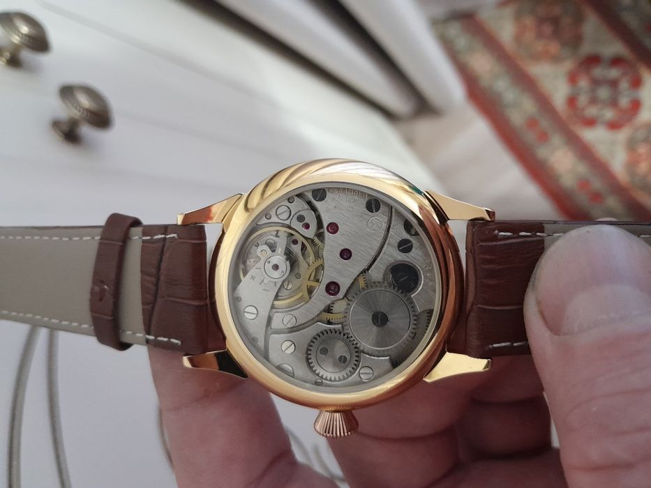 Продам новые часы СССР