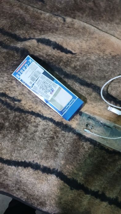 Продаю шнур для зардки телефона светящися магнитный.