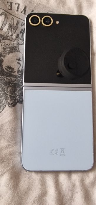 Samsung flip 6 /за части/