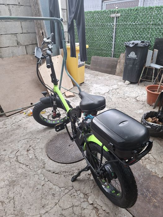 Vând bicicleta electrica
