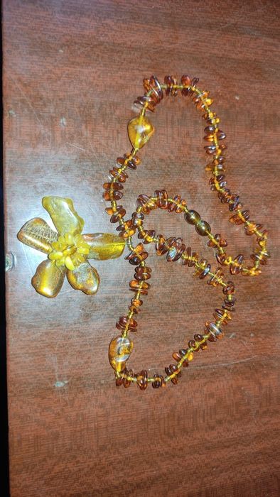 Бусы янтарные россия