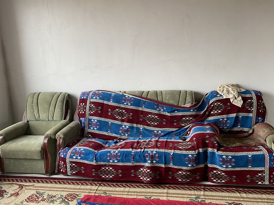 3 диван цена 20к