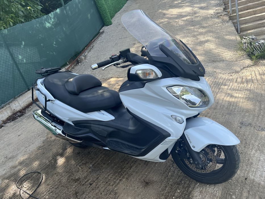 Suzuki burgman 650 executive