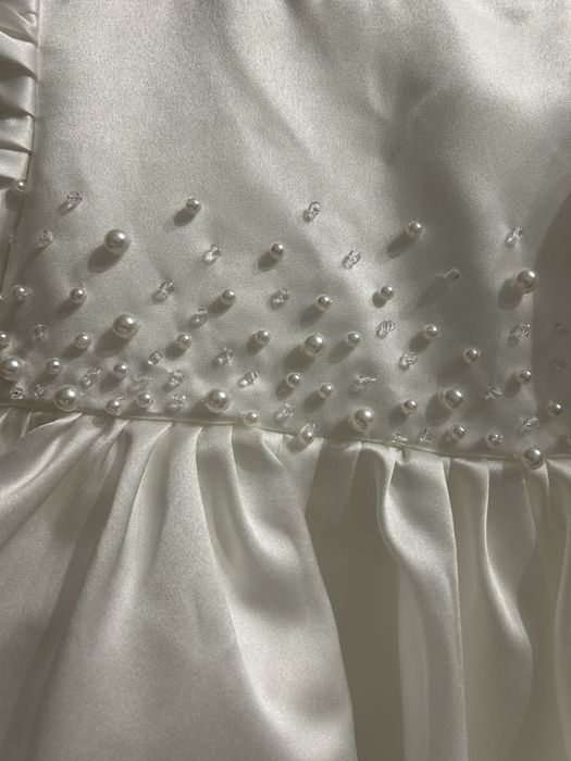 Продам платье на 1 годик