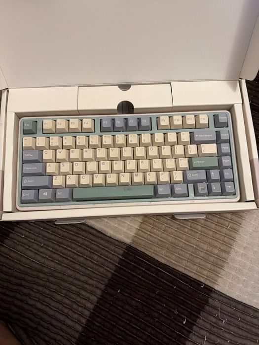 Клавиатура varmilo minilo (срочно)