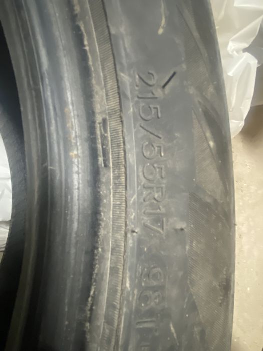 Шины зимние 215/55/17