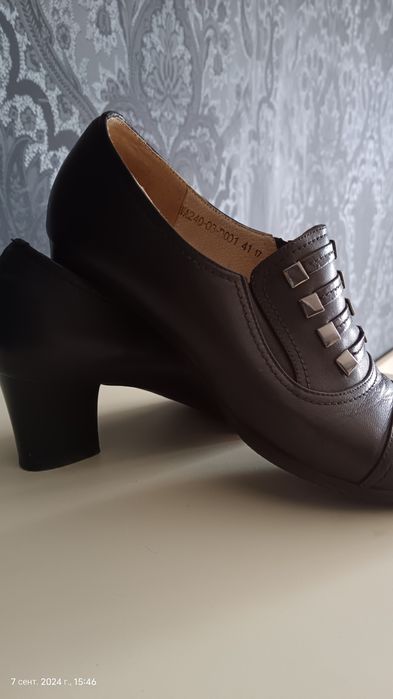 Продам туфли,ботильоны