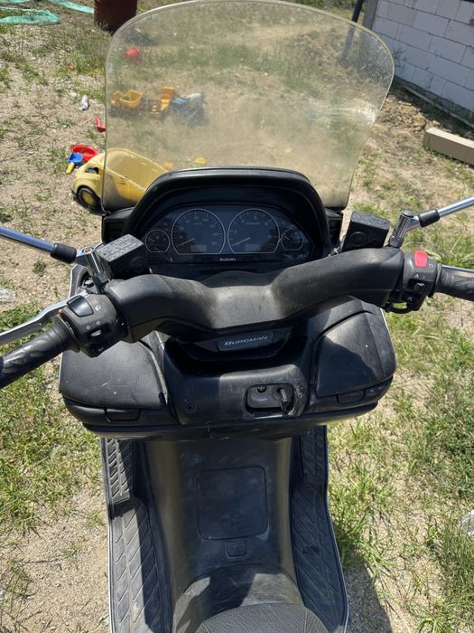 Suzuki burgman 400