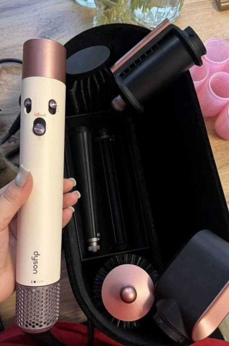 Фен-стайлер Dyson HS08