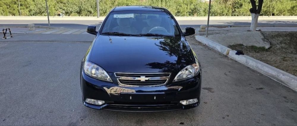 Chevrolet gentra darkmoon blue