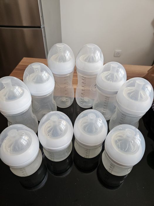 Шишета за хранене мляко Philips Avent за новородени 0+ и комплект четки за почистване