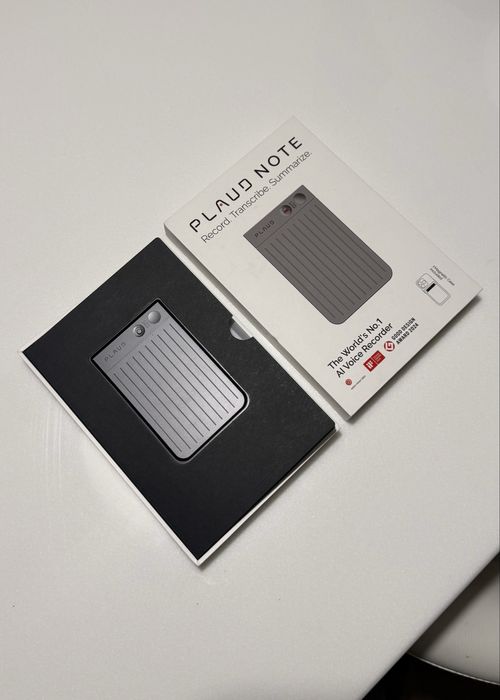 Умный диктофон Plaud Note AI