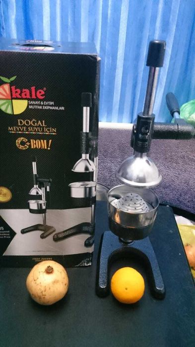 Пресс для цитрусовых и гранат(соковыжималка)