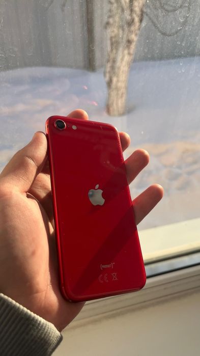 Iphone ce 2020 74%akb, no refab,всё родное