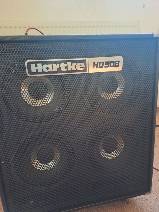 Chitară bass cinci corzi