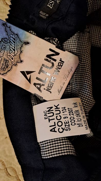 Продам школьные брюки на мальчика