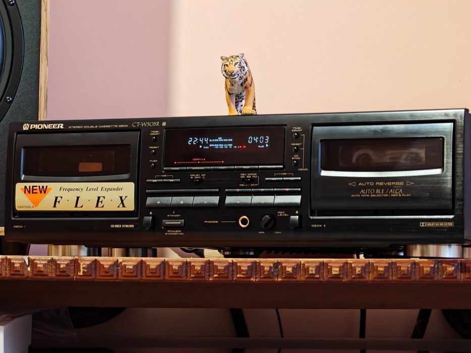 Pioneer CT-W505R. Dublu deck, autoreverse. Model superb. Preț fix !
