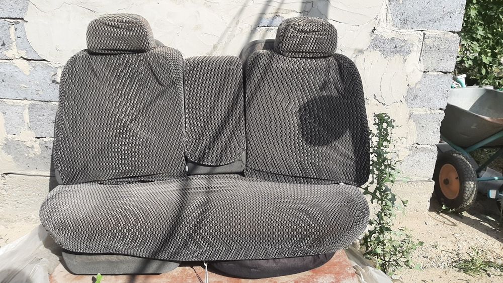 2110 сиденье зад