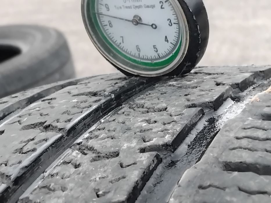 Гуми 215 65 16 C Ц Нексен Nexen 4 броя - нов внос. Не са нови!