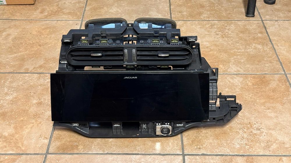 Navigatie display Jaguar I-pace pe dreapta J9D319C279AF M9D310F844JF