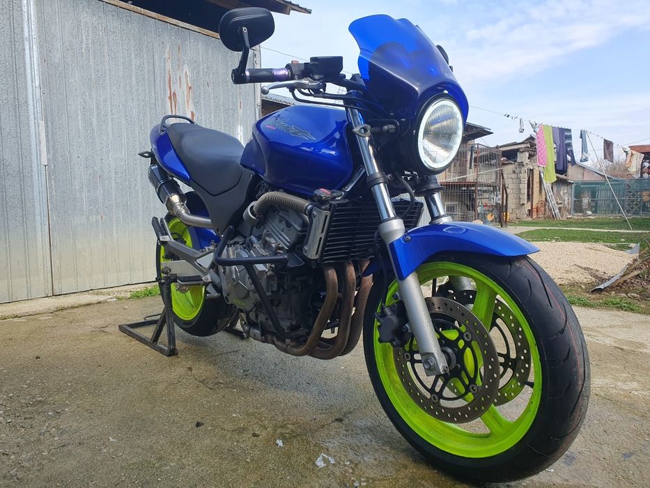 Vând  sau schimb honda hornet