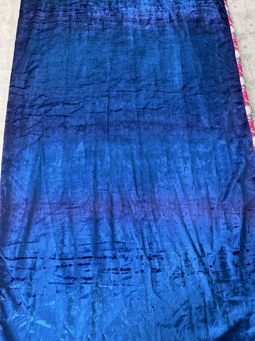 Продается бархат красивый